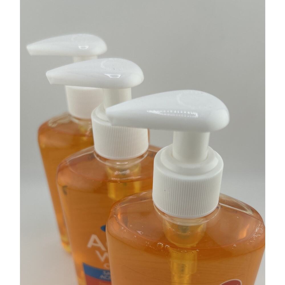 Kissable Acne Wash Oil-Free Salicylic Acid Acne Treatment 8oz (3-pack) - Picture 3 of 5
